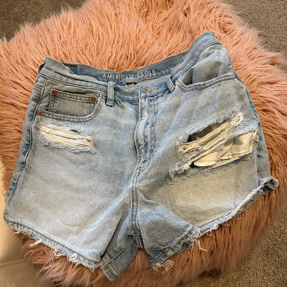 American Eagle Outfitters Light Blue Distressed Women's Shorts